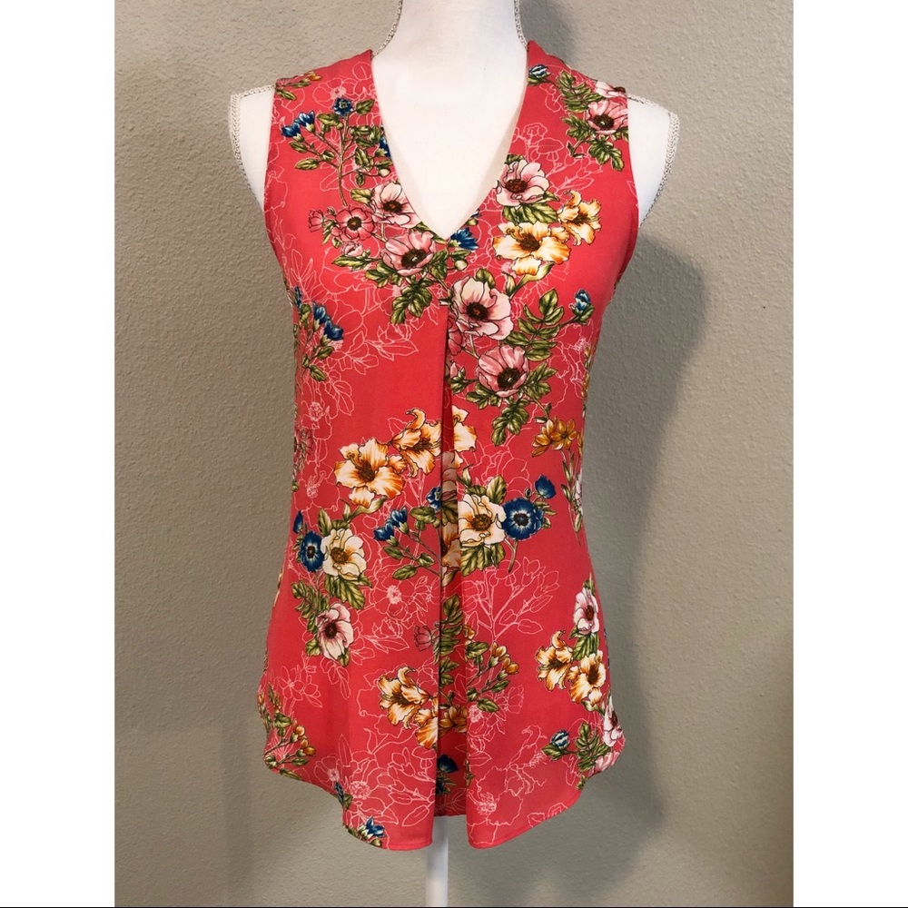 Floral Sleeveless Blouse